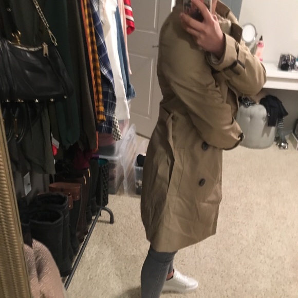 H&M trench coat. - Picture 3 of 5